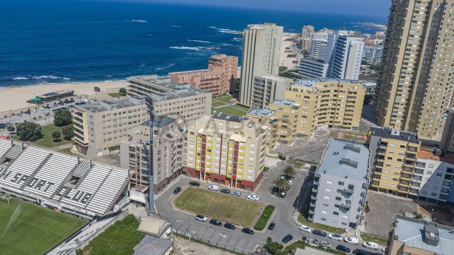 Apartamento T2 para Venda em Aver-O-Mar, Amorim e Terroso Foto 7
