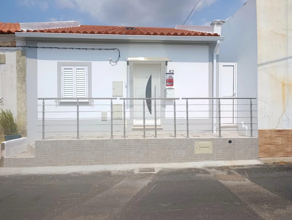 Moradia T2 para Venda em São Miguel do Rio Torto e Rossio Ao Sul do Tejo Foto 1