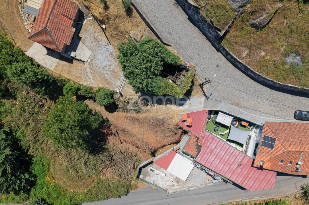 Moradia T2 para Venda em Espinho Foto 4