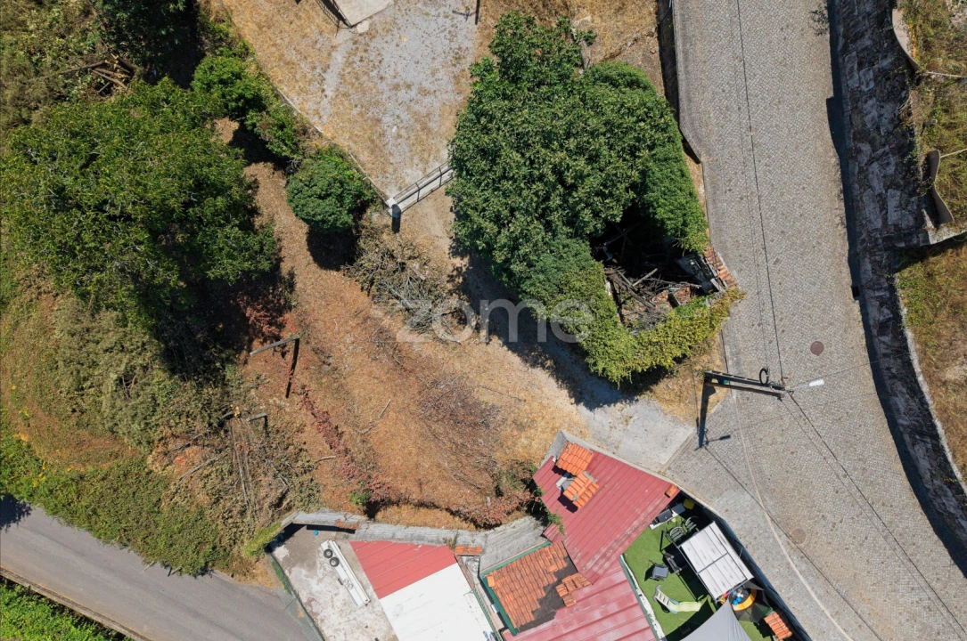 Moradia T2 para Venda em Espinho Foto 6
