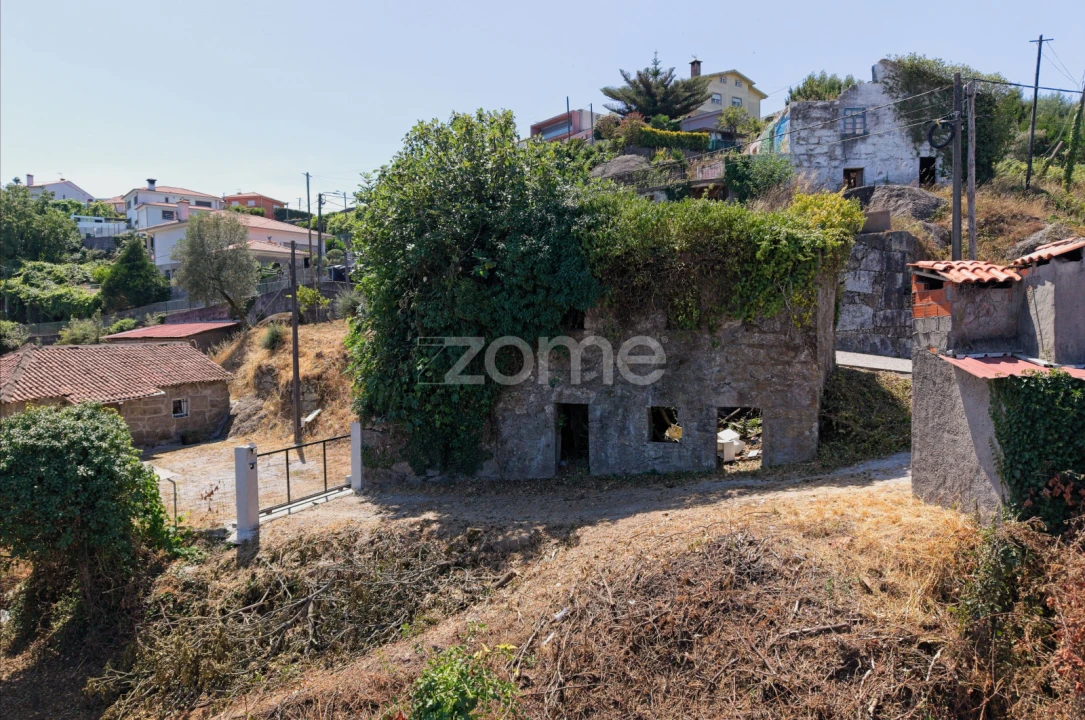 Moradia T2 para Venda em Espinho Foto 1