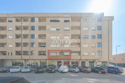 Apartamento T1 para Venda em Paranhos