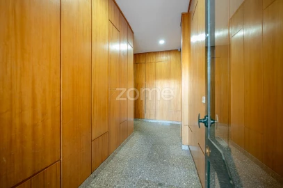 Apartamento T1 para Venda em Paranhos