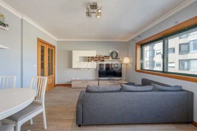Apartamento T1 para Venda em Paranhos