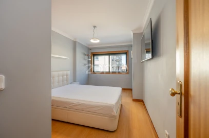 Apartamento T1 para Venda em Paranhos