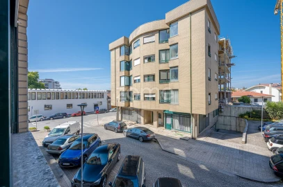 Apartamento T1 para Venda em Paranhos