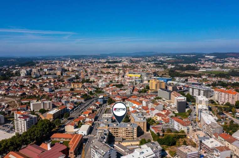 Apartamento T1 para Venda em Paranhos Foto 30