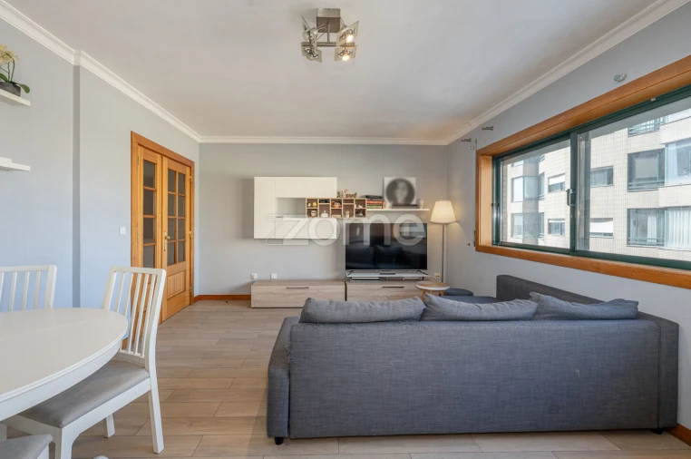 Apartamento T1 para Venda em Paranhos Foto 12