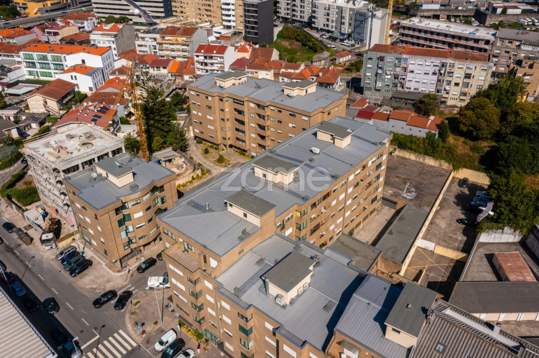 Apartamento T1 para Venda em Paranhos Foto 38
