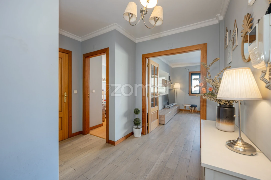 Apartamento T1 para Venda em Paranhos Foto 4