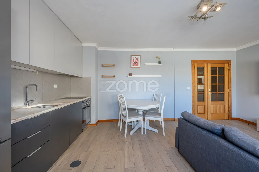 Apartamento T1 para Venda em Paranhos Foto 10