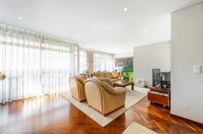 Moradia T5 para Venda em Campanhã