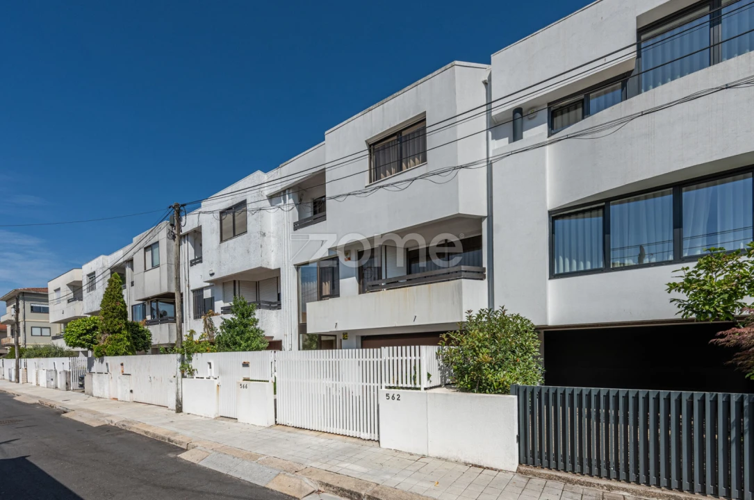 Moradia T5 para Venda em Campanhã Foto 1