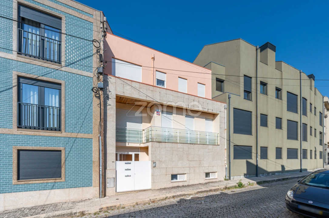 Apartamento T2 para Arrendamento em Paranhos Foto 2