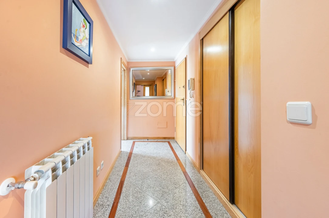 Apartamento T2 para Arrendamento em Paranhos Foto 8