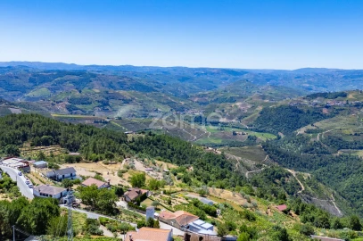 Moradia T3 para Venda em Nossa Senhora da Conceição, São Pedro e São Dinis