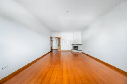 Apartamento T3 para Venda em Real, Dume e Semelhe