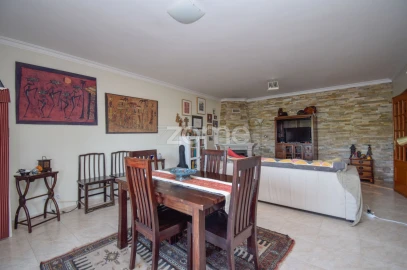 Apartamento T2 para Venda em São Domingos de Rana