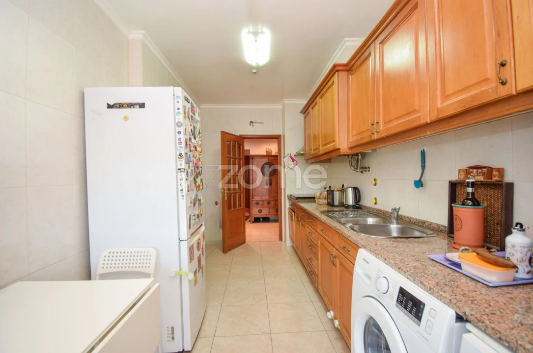 Apartamento T2 para Venda em São Domingos de Rana Foto 10
