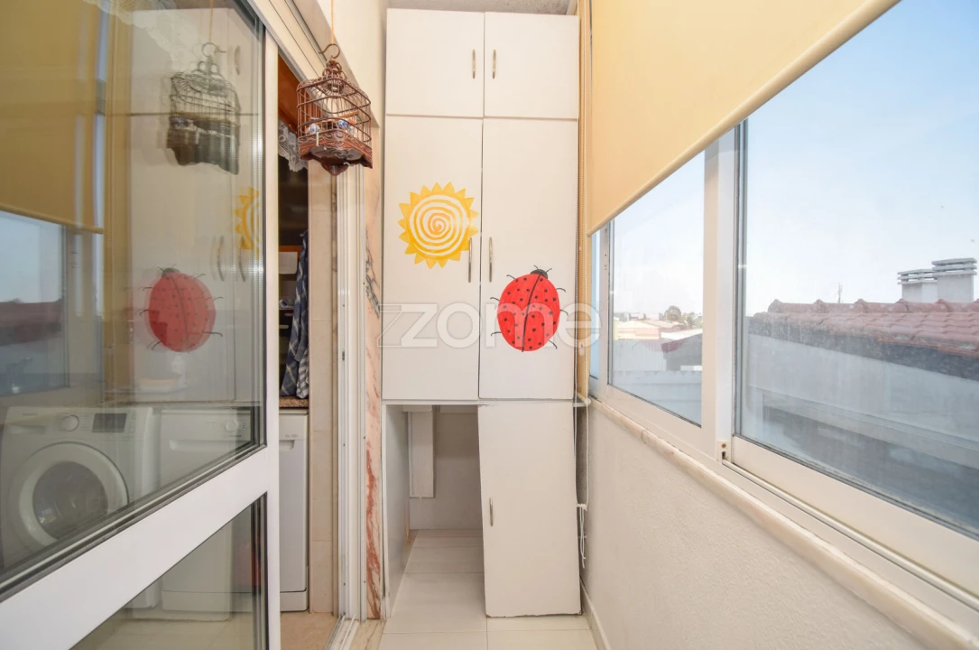 Apartamento T2 para Venda em São Domingos de Rana Foto 13