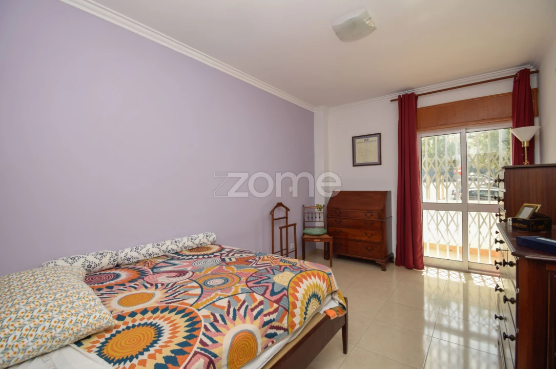 Apartamento T2 para Venda em São Domingos de Rana Foto 15