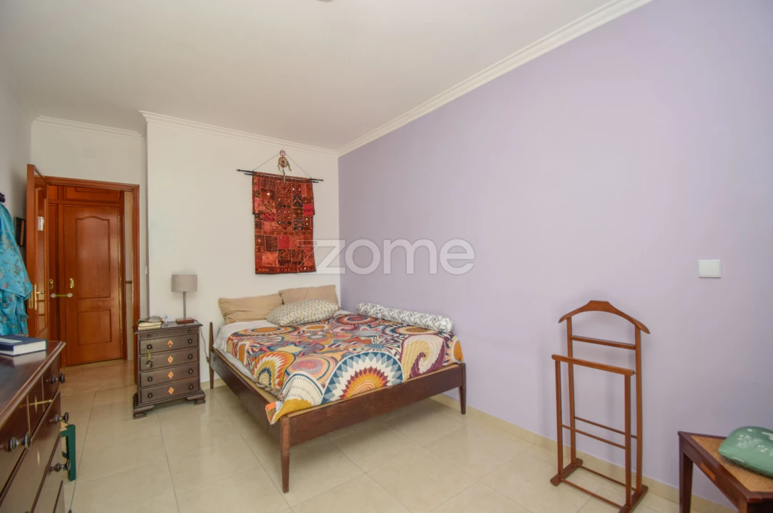 Apartamento T2 para Venda em São Domingos de Rana Foto 16