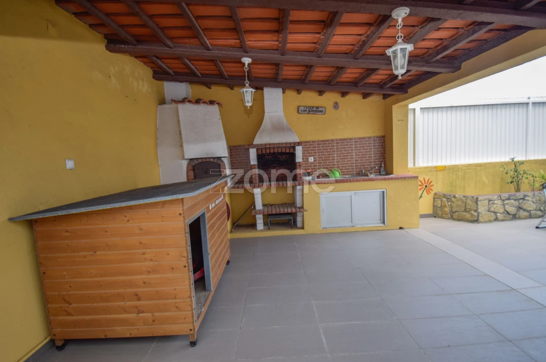Apartamento T2 para Venda em São Domingos de Rana Foto 23
