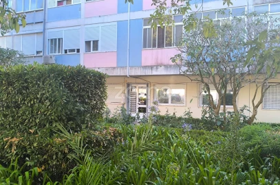 Apartamento T2 para Venda em Agualva e Mira-Sintra