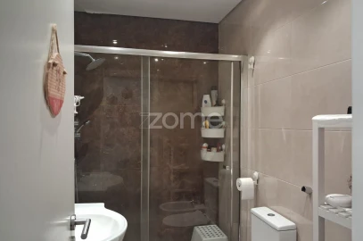 Apartamento T2 para Venda em Agualva e Mira-Sintra