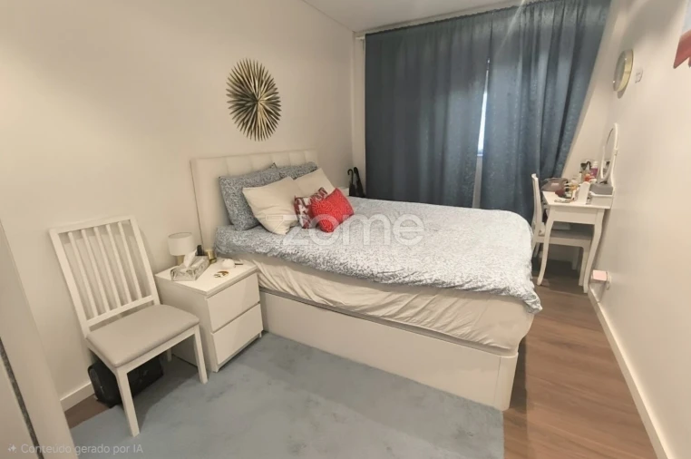 Apartamento T2 para Venda em Agualva e Mira-Sintra Foto 9