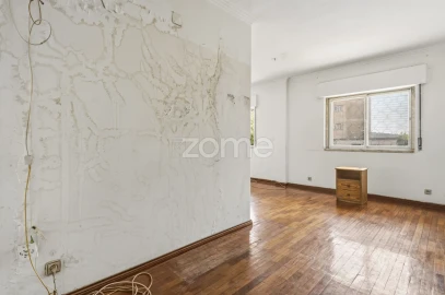 Apartamento T2 para Venda em Venteira
