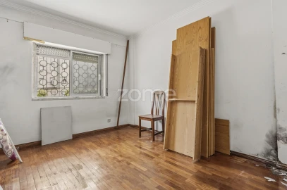 Apartamento T2 para Venda em Venteira