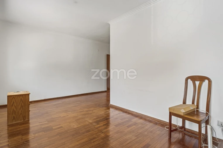 Apartamento T2 para Venda em Venteira Foto 12