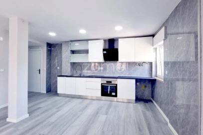 Apartamento T2 para Venda em Corroios
