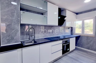 Apartamento T2 para Venda em Corroios
