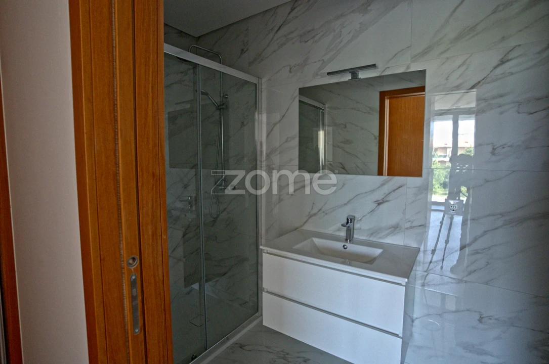 Apartamento T3 para Arrendamento em Albergaria-A-Velha e Valmaior Foto 18
