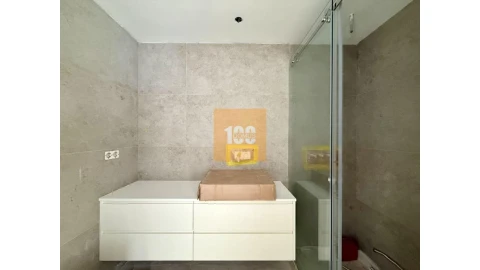 Apartamento T1 para Venda em Malta e Canidelo