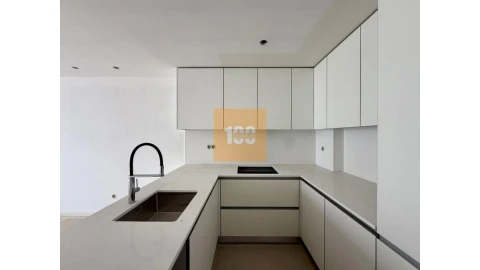 Apartamento T1 para Venda em Malta e Canidelo