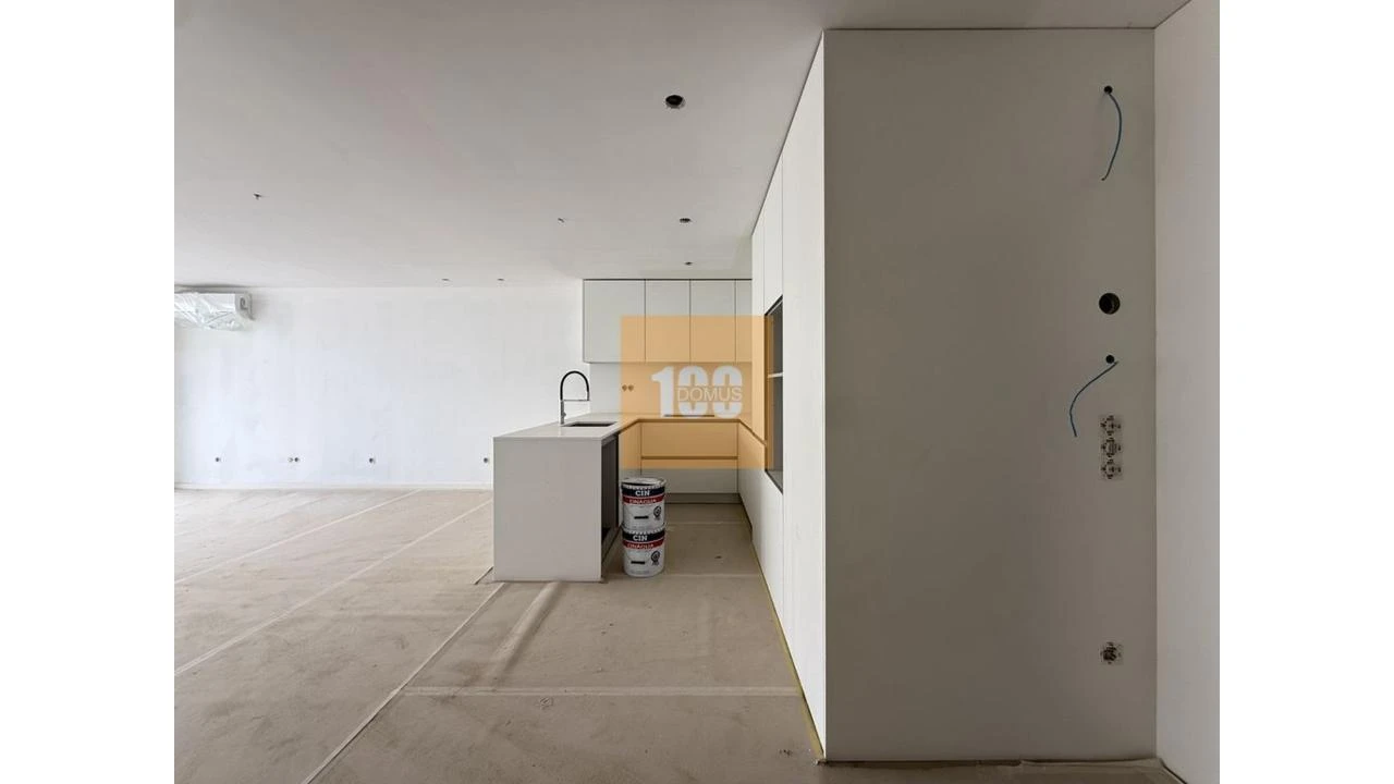 Apartamento T1 para Venda em Malta e Canidelo Foto 7
