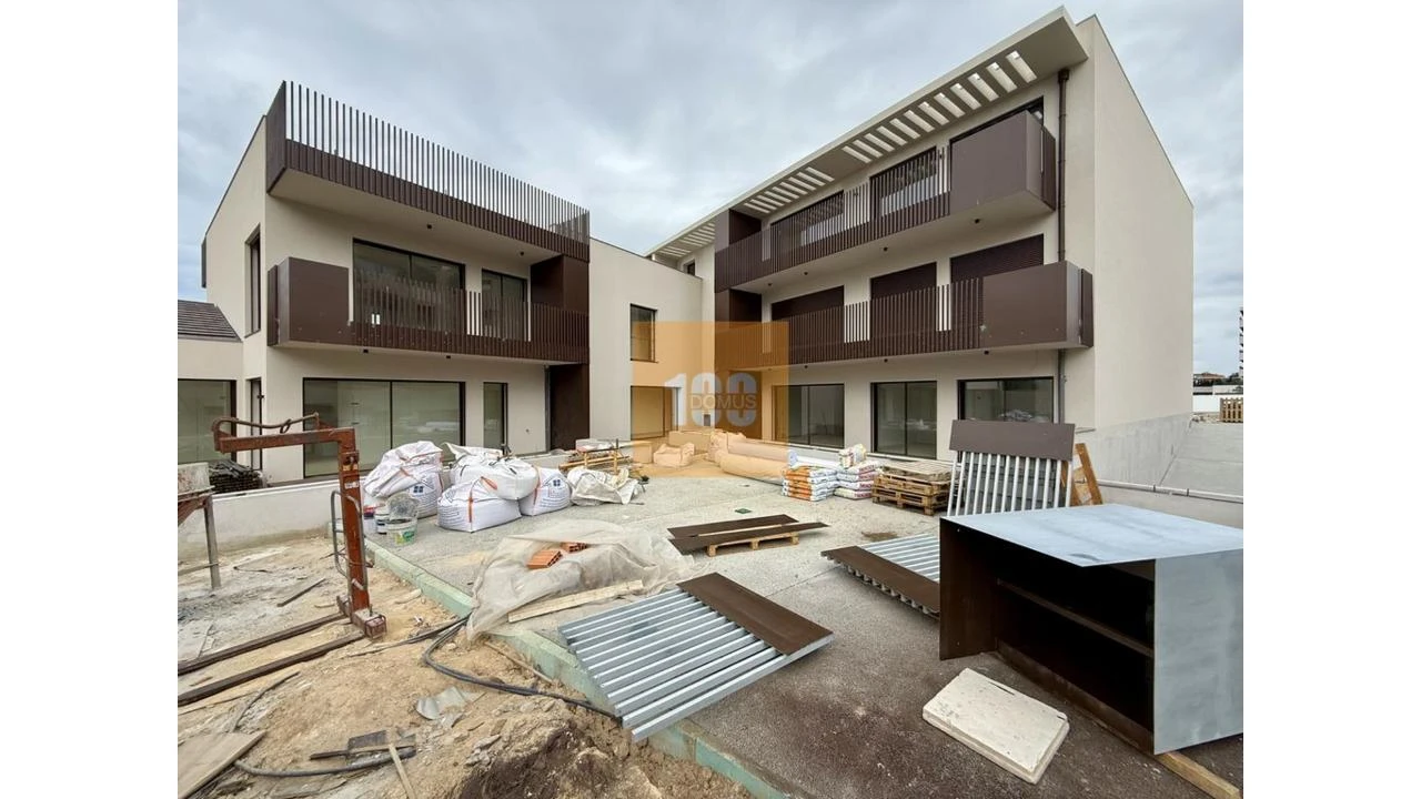 Apartamento T1 para Venda em Malta e Canidelo Foto 27