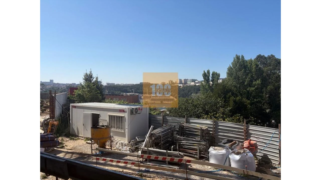 Apartamento T4 para Venda em Lordelo do Ouro e Massarelos Foto 20