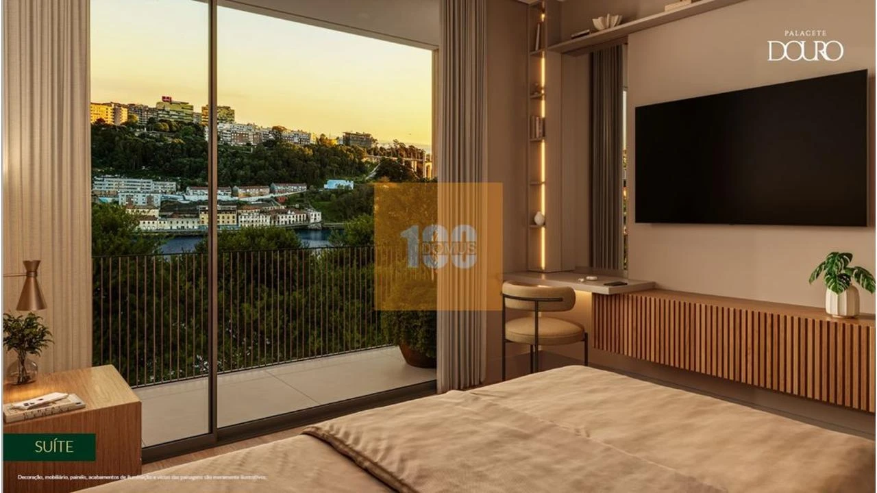 Apartamento T4 para Venda em Lordelo do Ouro e Massarelos Foto 12