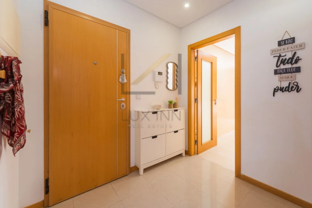 Apartamento T3 para Venda em São Domingos de Rana Foto 34