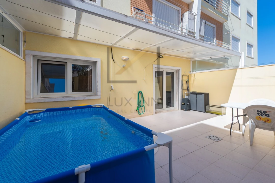Apartamento T3 para Venda em São Domingos de Rana Foto 14