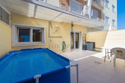Apartamento T3 para Venda em São Domingos de Rana
