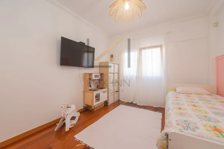 Apartamento T3 para Venda em São Domingos de Rana Foto 32
