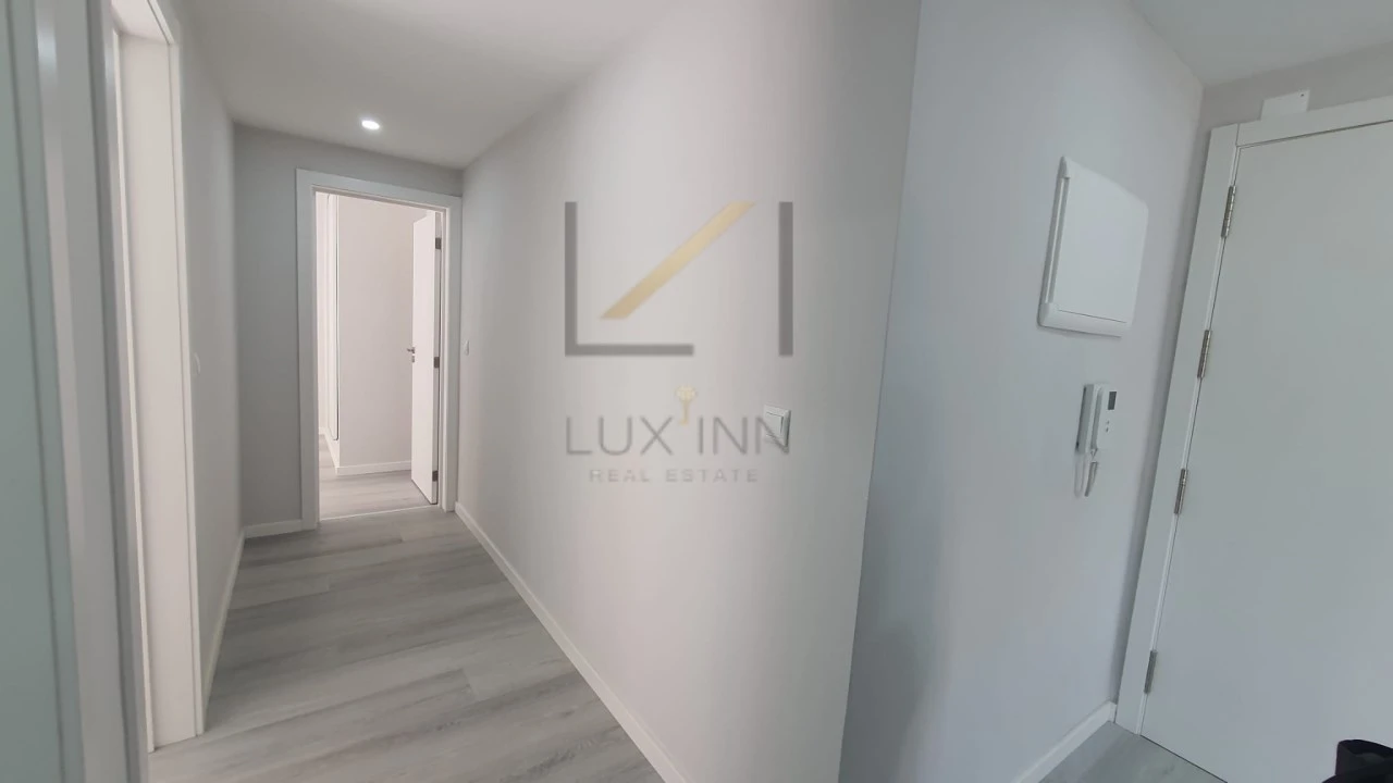 Apartamento T2 para Venda em Corroios Foto 15