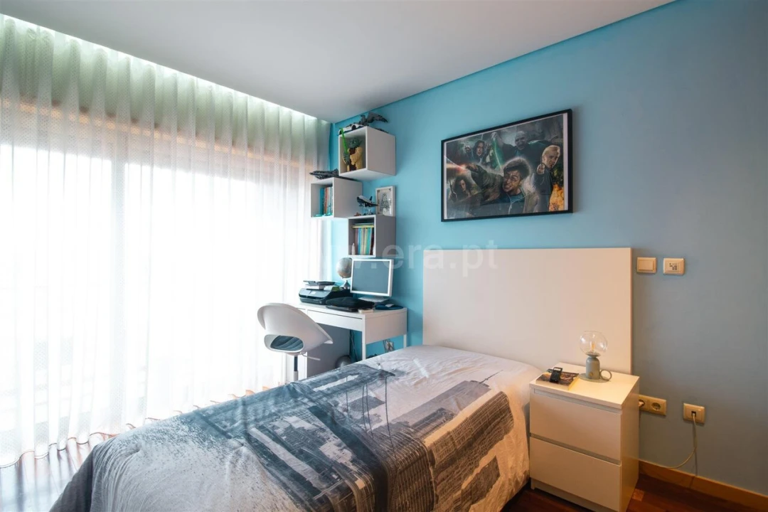 Apartamento T3 para Venda em Oliveira do Douro Foto 15