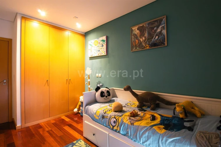 Apartamento T3 para Venda em Oliveira do Douro Foto 16