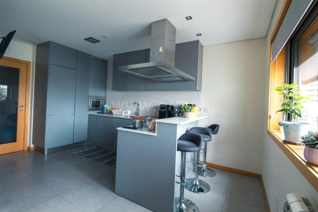 Apartamento T3 para Venda em Oliveira do Douro Foto 5